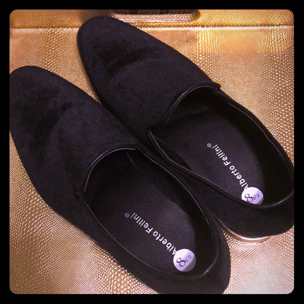 Men’s black velvet shoes worn once!